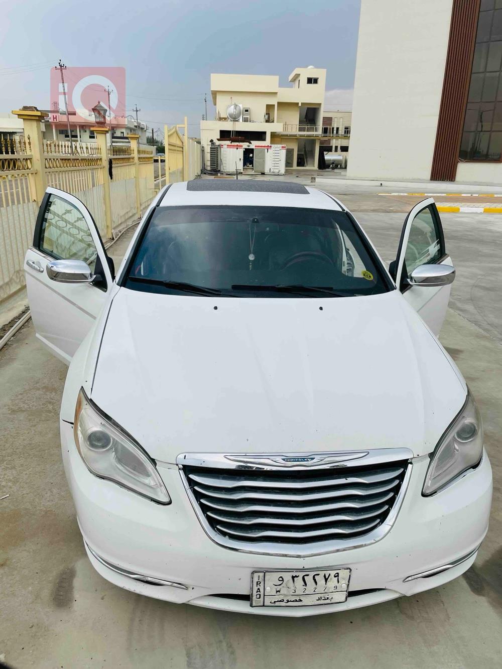 كرايسلر 200